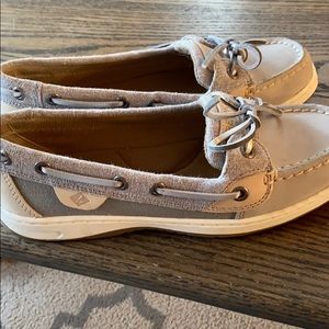 Sperrys boat shoes